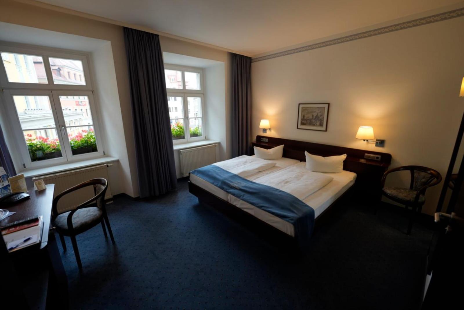 Hotel Goldener Adler Bautzen Ngoại thất bức ảnh